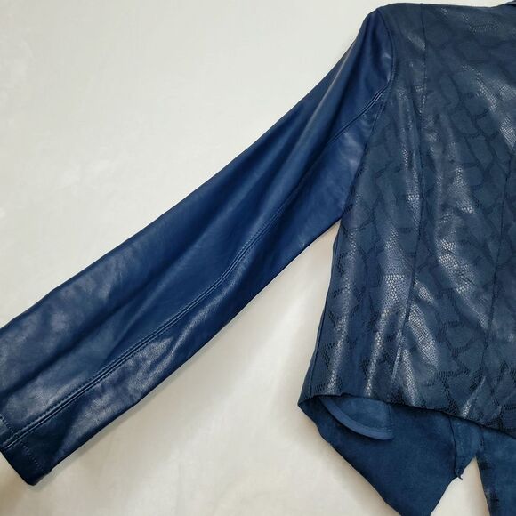 Blank NYC Sharona Snake Print Jacket Size Small - Picture 13 of 14